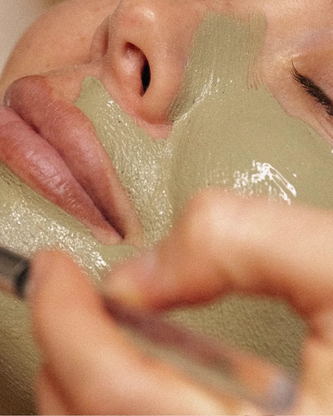 Dermaplane Facial